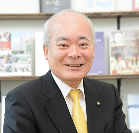 荒川哲男